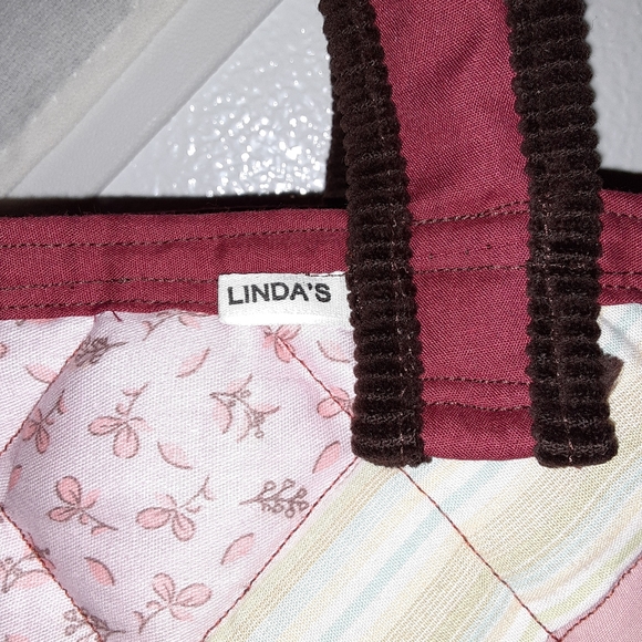 "Whatever Bag" Ladies Handmade Quilted Tote. - Picture 6 of 7